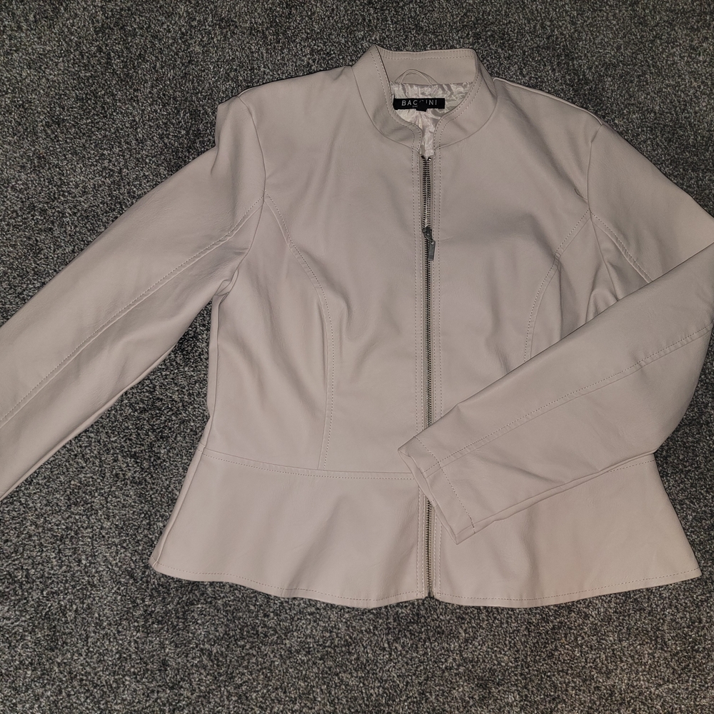 Baccini Women's Light Gray Zip Blazer